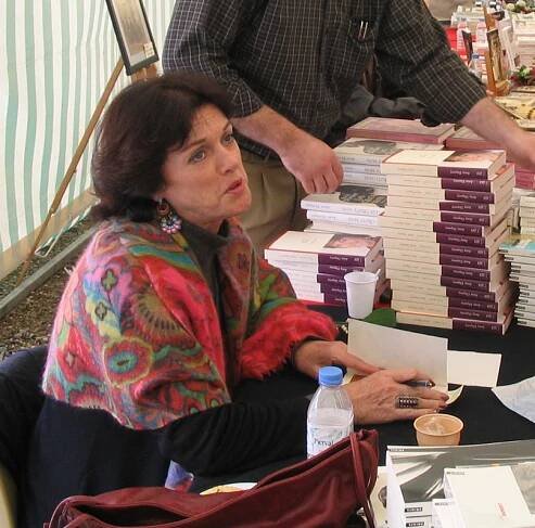 Soubor:ANNY DUPEREY 2006.jpg – Wikipedie
