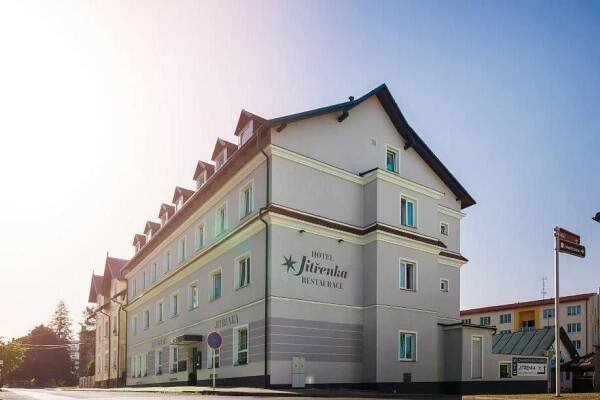 Restaurace Jitřenka foto 1
