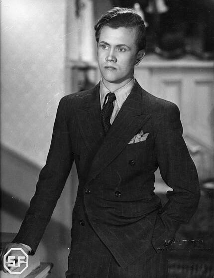 Synnitön lankeemus (1943)