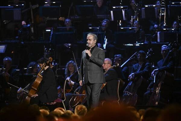 The Sound of 007 in concert at The Royal Albert Hall on October 04, 2022 in London, England - David Arnold - Zvuk 007 - Z akcí