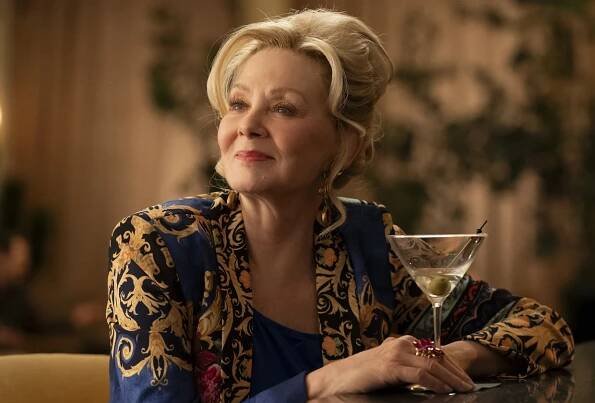 Jean Smart Hacks