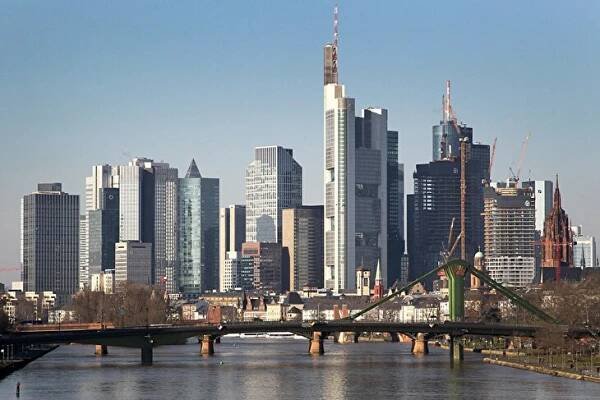 EuroTour 2024 - Frankfurt: Finanční centrum plné kontrastů