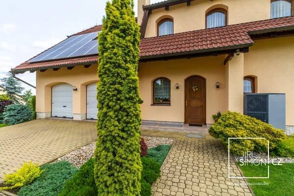 Dům v Hořovicích na prodej, 495 m² - REALCITY.cz 