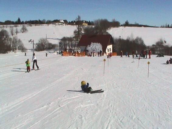 Ski areál Nové Hutě - ubytování, počasí, online webkamera, otevírací doba, akce