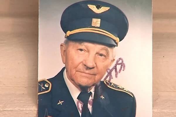 Šumičtí objevili své zapomenuté hrdiny, bratry ve službách RAF