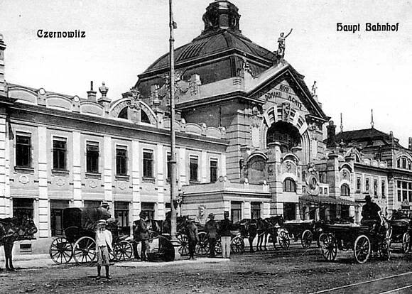 Historischer Hauptbahnhof von Czernowitz (Quelle: Wikipedia)