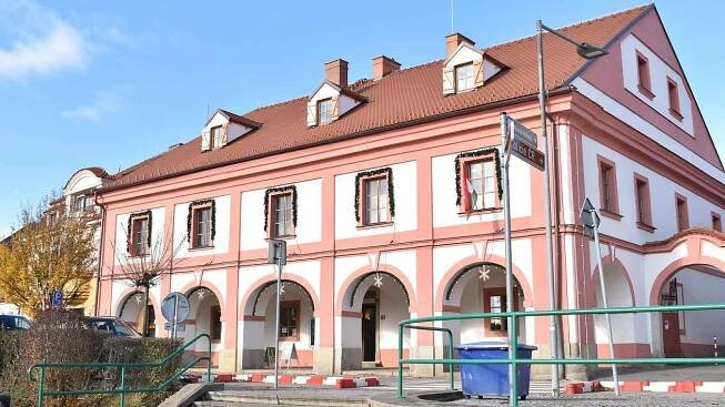 Radnice v Lysé nad Labem.
