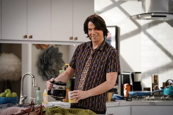 iCarly Revival - iCarly potřebuje prostor - Z filmu - Jerry Trainor
