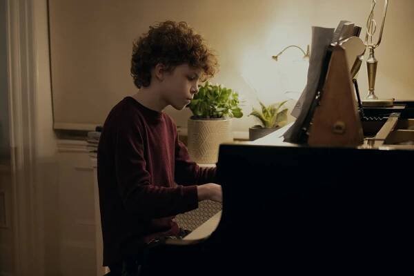 Milý Edwarde - Pilotní díl - Z filmu - Colin O'Brien