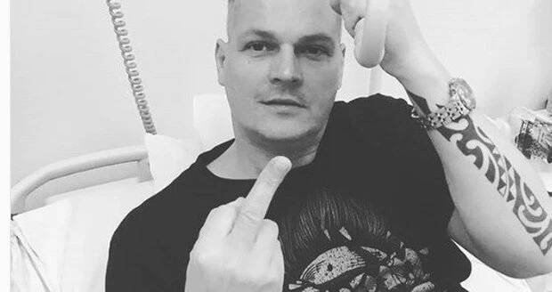 Pavel Novotný vyjádřil nad Vlasákovým skonem soustrast.