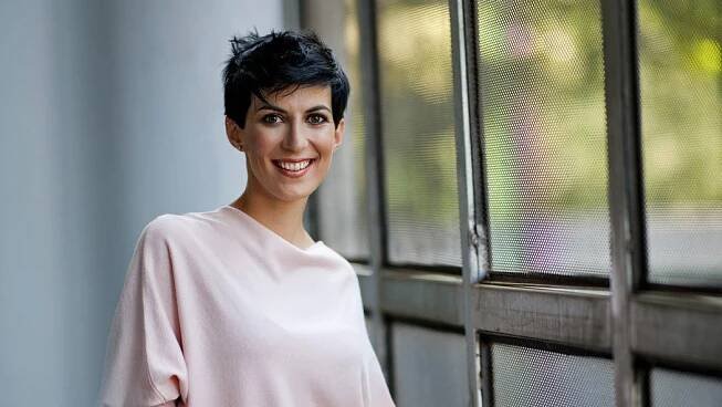 „dovolenou trávím aktivně, s manželem jedeme do rakouských alp na kola a k jezerům . Marketa Pekarova Adamova Auf Twitter Posledniskaut Dekuji Za Prani Twitter