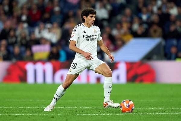 Jesus Vallejo: 'I hope Rodrygo stays at Real Madrid' - Madrid Universal
