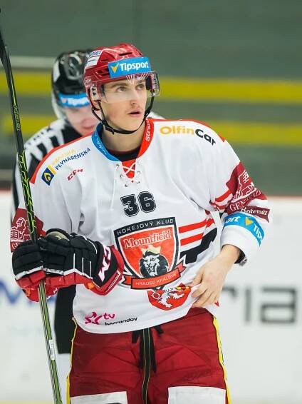 Mountfield HK, a.s. | Fotogalerie | Hráč | Lukáš Vopelka