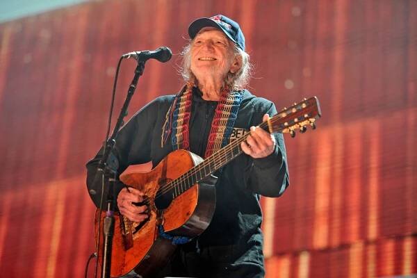 Willie Nelson's Fourth of July Picnic lands in the Philadelphia area for the first time
