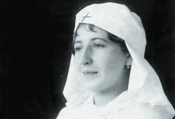 Maria Bellova - the first Slovak doctor fought against disease and prejudice - Women in action