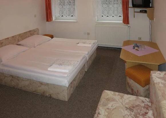 °PENSION SKALY TEPLICE NAD METUJÍ 3* (Česká republika) - od 69 € | BOOKED