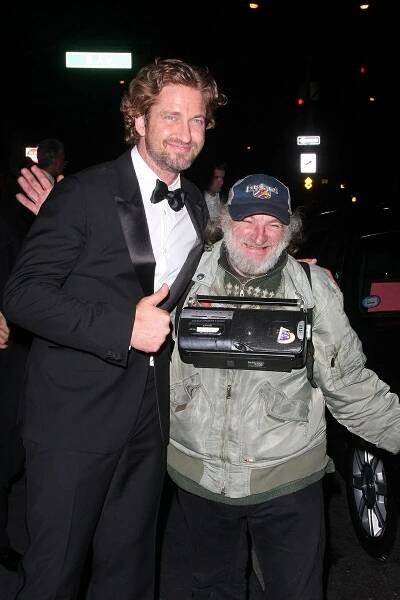 Tohle je nejslavnější bezdomovec světa: Znají ho všechny hollywoodské celebrity a nadšeně se s ním fotí