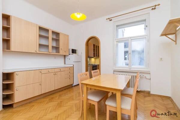 Pronájem bytu 2+1, Praha 2