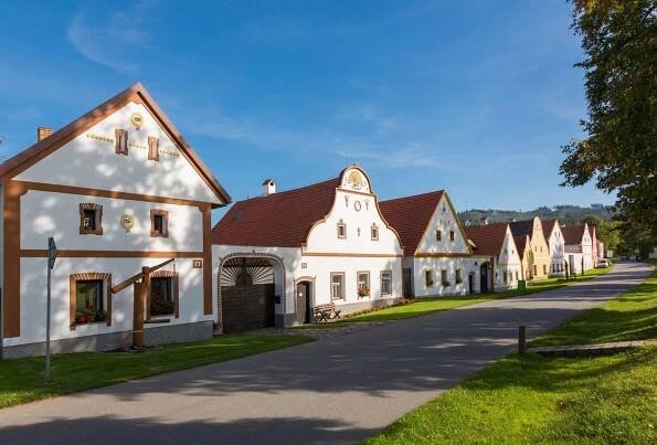 SLANtour | Prachatice, Holašovice, Římov - pozapomenuté památky jižních Čech