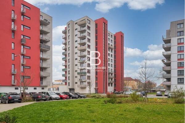 PRONÁJEM Bytu 2+kk s terasou / Pardubice - Barbora Židlická