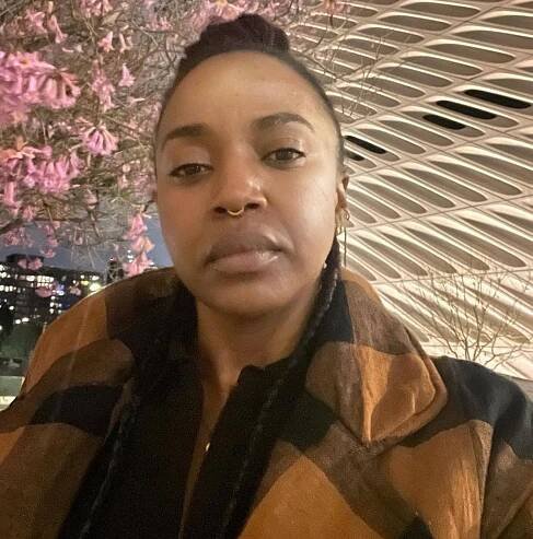 Jerrika Hinton Biography, Age, Pictures, Height, Weight, Youtube, Instagram, Career, Net Worth, Family, and More 24