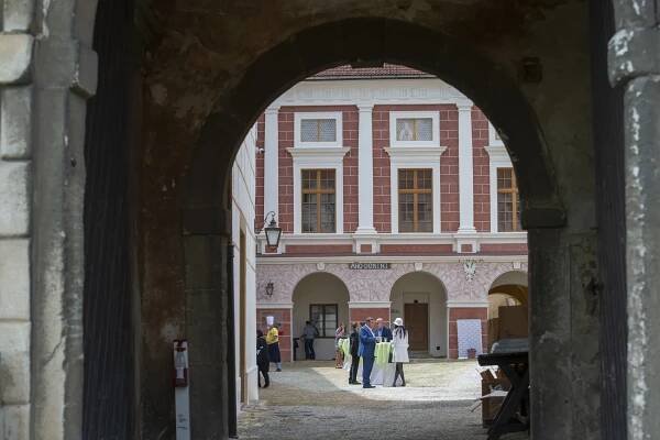 Zámek ve Vimperku prošel renovací. Návštěvníky láká do středověké věže