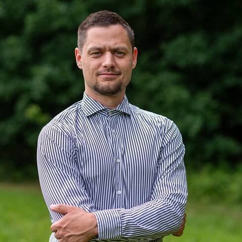 Rober Hrdina volby 2025
