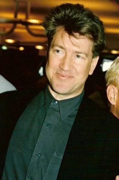 FOTO: David Lynch se proslavil seriálem Městečko Twin Peaks. – stránka 2