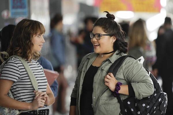 The Baker and the Beauty - Blow Out - Z filmu - Belissa Escobedo