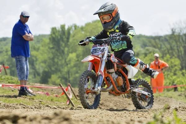Motokrosové závody 2024 - Motokrosové závody 2024 - Oficiální stránky Obce Prakšice