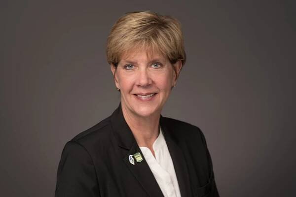 Cincinnati Headshots Specialist – The Hartongs