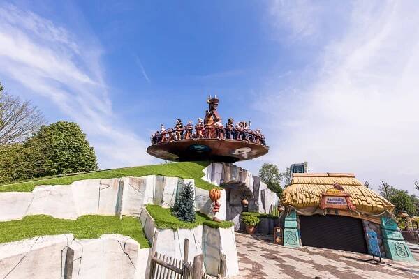 Pictures - Building leisure buildings