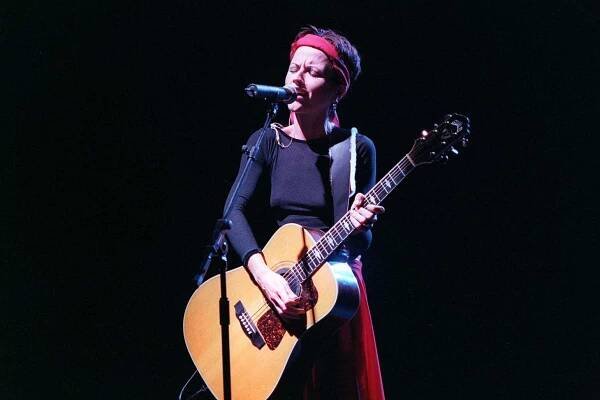 The Memories in Dolores O’Riordan’s Fierce, Fragile Voice - The New York Times
