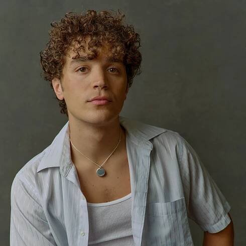 Meet David Iacono, The 'Jurassic World Rebirth' Heartthrob You’ll Hope Gets Eaten