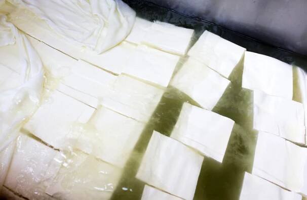 I populární sýr feta má svá negativa