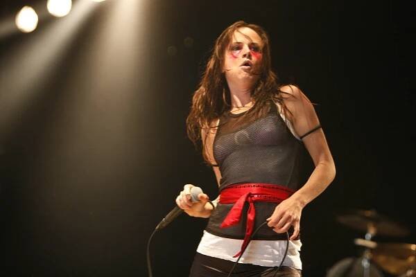Juliette and the Licks