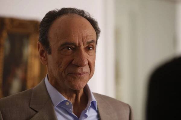 Zákon a pořádek: Zločinné úmysly - Tři v jednom - Z filmu - F. Murray Abraham