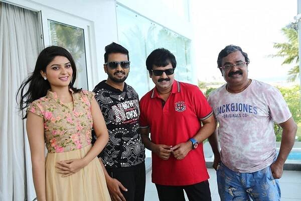 Santhanam - Sakka Podu Podu Raja - Z filmu