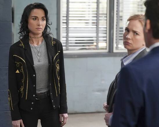 Allison Scagliotti, Britt Robertson - The Rookie: Feds - Felicia - Z filmu