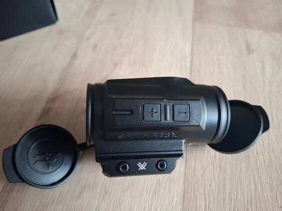 Kolimator Vortex | Army shop, airsoft, armyburza - největší burza s militariemi v ČR