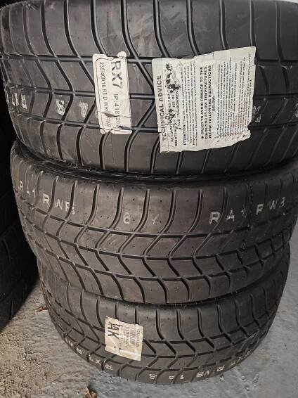 eWRC-market.com - Pirelli 235/40R18 RWB