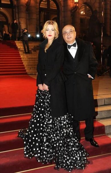 Kovarčíka tajně pohřbily stovky kilometrů daleko. České celebrity dorazit nesměly