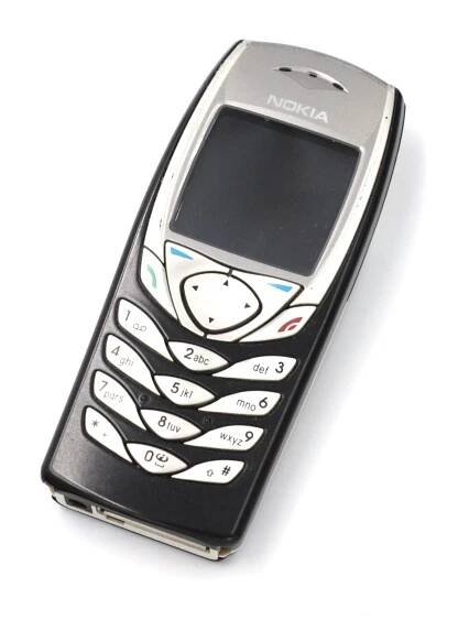 Nokia 8260