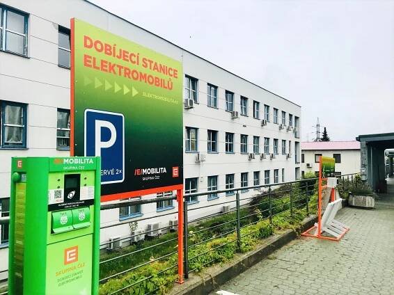 Nabíjecí stanice pro elektrokola Informační centrum jaderné elektrárny Dukovany – Powerbox.one
