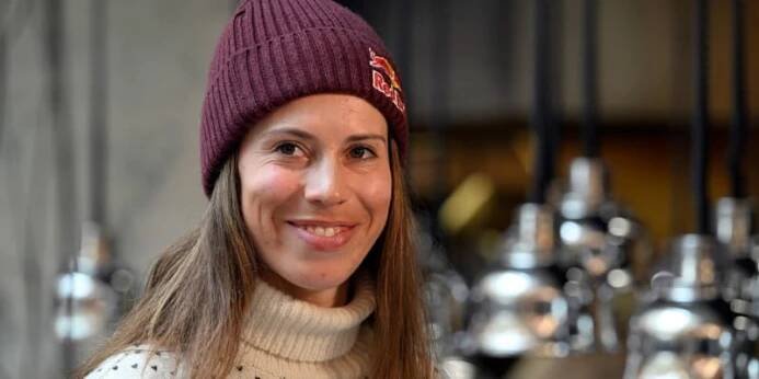 Eva Adamczyková, dříve Samková slaví třicetiny.