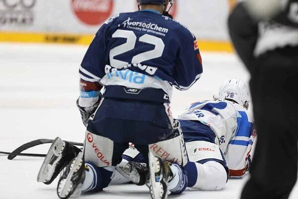 Šesté čtvrtfinále hokejové extraligy mezi Kometou Brno a Vítkovicemi