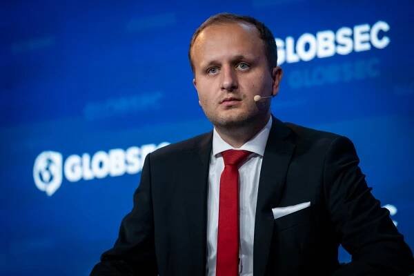 Už žádné naznačování. Kyberúřad v klíčovém textu poprvé pojmenoval největší hrozby pro Česko