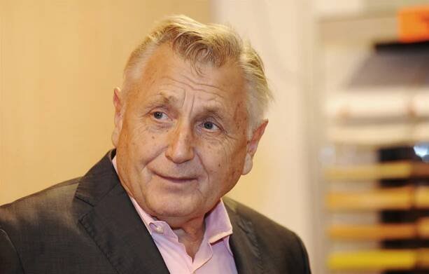 Režisér Jiří Menzel se probral z umělého spánku. V listopadu podstoupil náročnou operaci hlavy