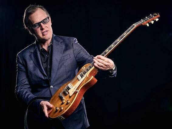 “Everything is set as loud as it can go without collapsing. All my heroes played loud – Clapton played loud,...