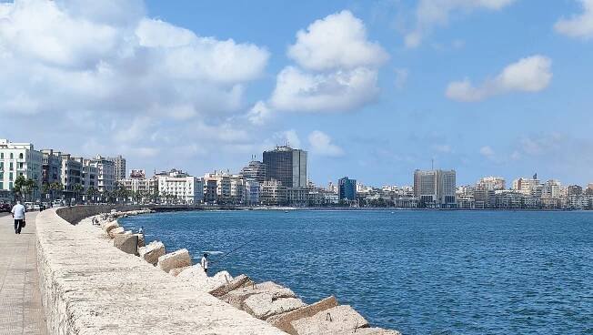 File:Corniche of Alexandria.jpg